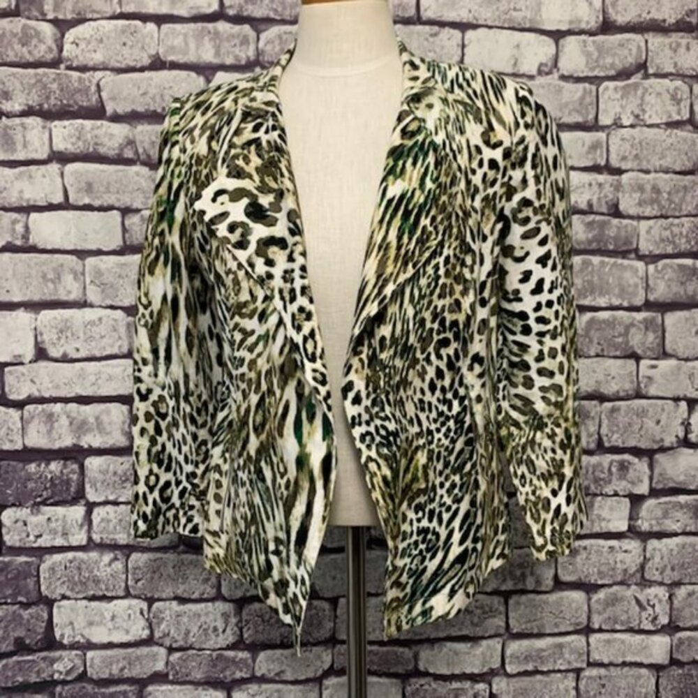 Chico's No Close Jacket Size Medium